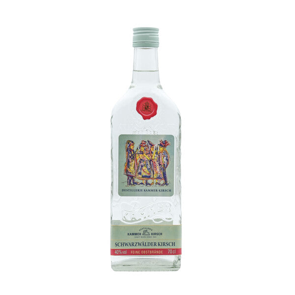 Flasche Schwarzwälder Kirschwasser mit farbigem Etikett und rotem Siegel.