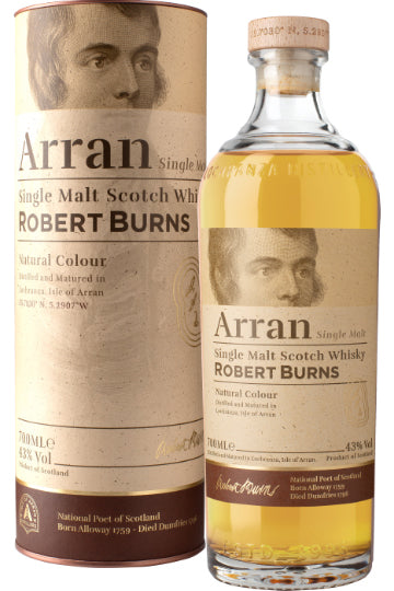 Eine Flasche Arran Single Malt Scotch Whisky mit Robert Burns Motiv neben der entsprechenden Verpackung.