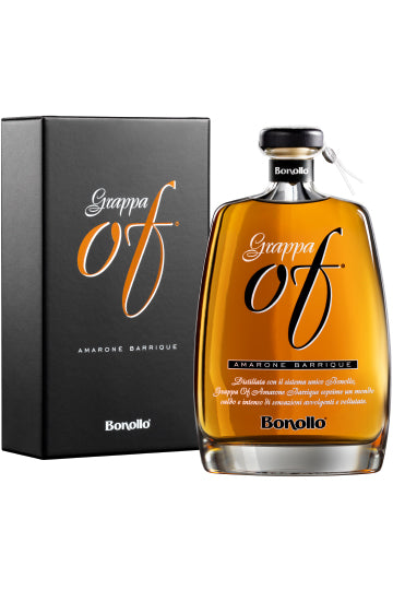 Flasche Grappa "OF Amarone Barrique" von Bonollo neben schwarzer Geschenkbox.