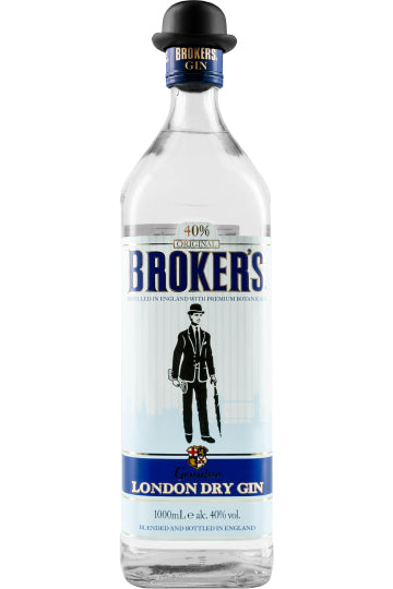 Flasche Broker's London Dry Gin mit einem charakteristischen Bowlerhut als Verschluss.