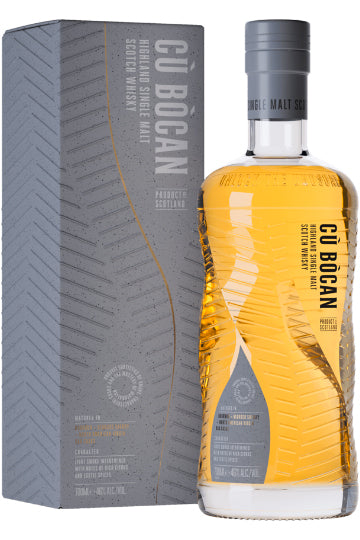 Flasche und Verpackung eines Cù Bòcan Highland Single Malt Scotch Whiskys.