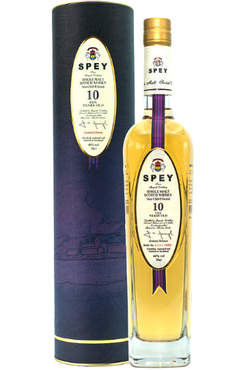 Flasche und Verpackung eines zehn Jahre alten SPEY Single Malt Whiskys.