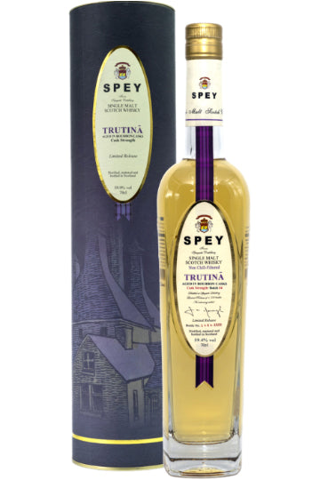 Flasche Spey Trutina Single Malt Whisky und die dazugehörige Verpackung.