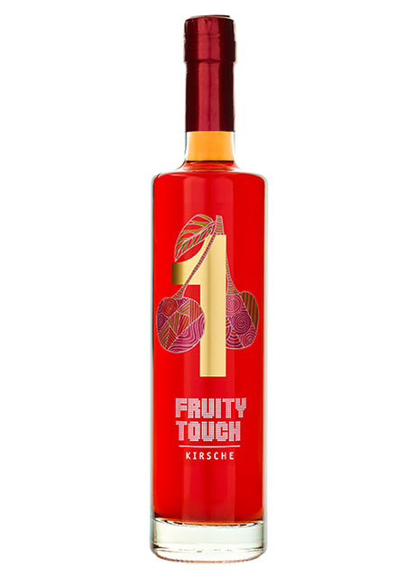 Flasche mit rotem Inhalt, Aufschrift "Fruity Touch Kirsche" und Grafik von Kirschen auf dem Etikett.