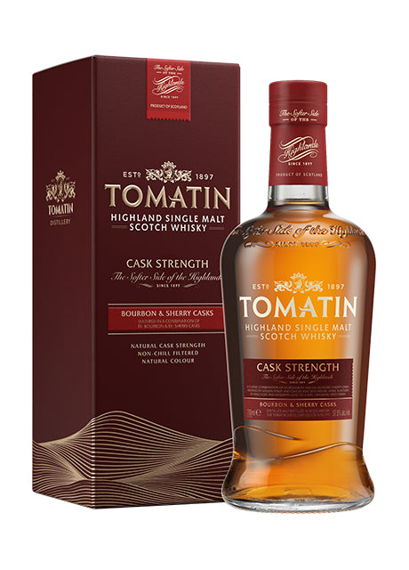 Eine Flasche Tomatin Highland Single Malt Scotch Whisky neben ihrer Verpackung.